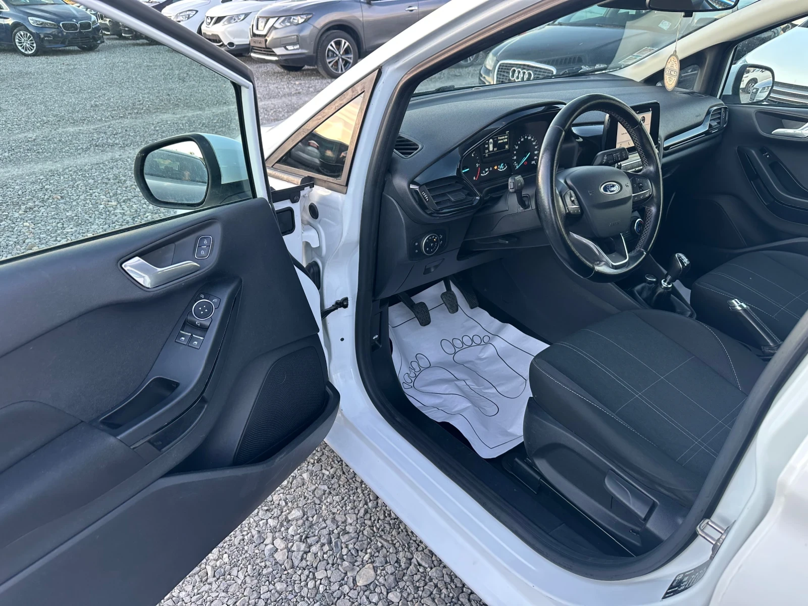 Ford Fiesta 1.5D 2017/11M 159000km EVRO6* KTEO OK * NAVIGATION, снимка 6 - Автомобили и джипове - 54441143