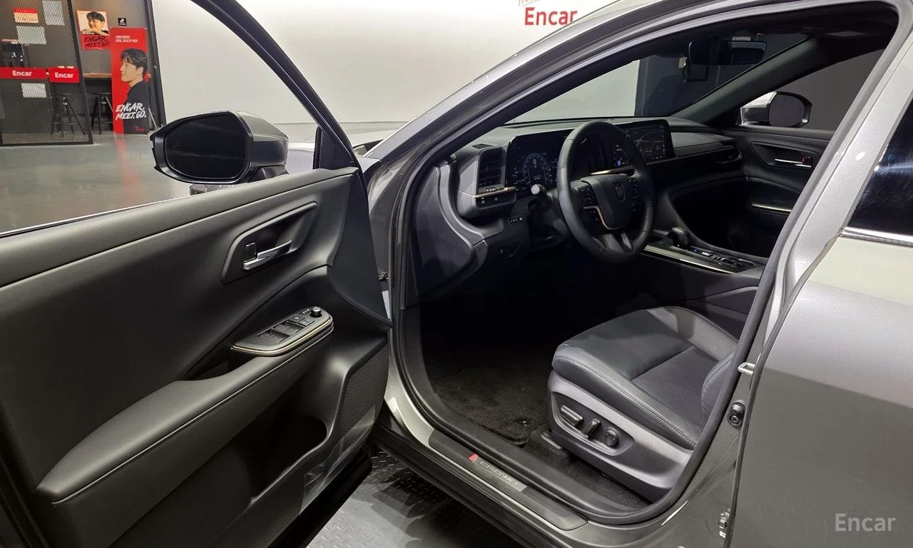Toyota Crown * CROSSOVER* HYBRID* 4WD* ����* �������* ��������� | Mobile.bg � ����������� 9