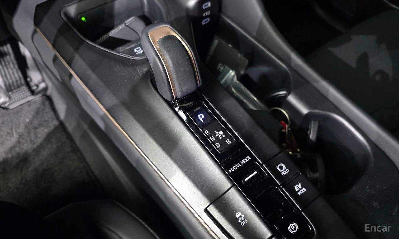 Toyota Crown * CROSSOVER* HYBRID* 4WD* ����* �������* ��������� | Mobile.bg � ����������� 8