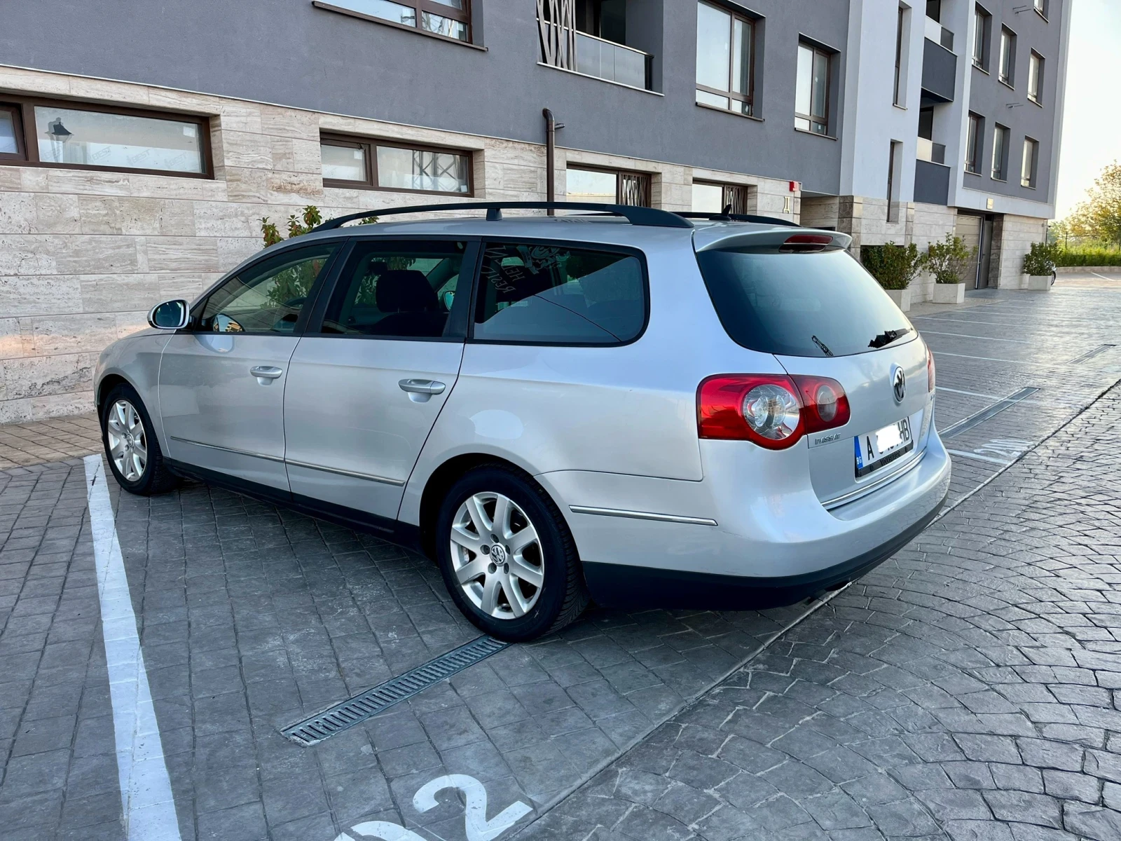 VW Passat 2.0TDI HIGHLINE * 8 клапана * BMP, снимка 5 - Автомобили и джипове - 54511931