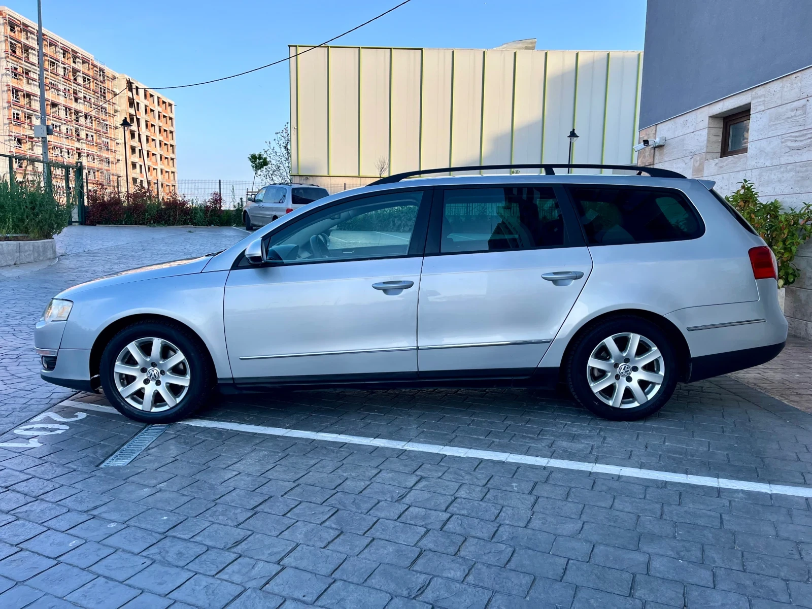 VW Passat 2.0TDI HIGHLINE * 8 клапана * BMP, снимка 3 - Автомобили и джипове - 54511931