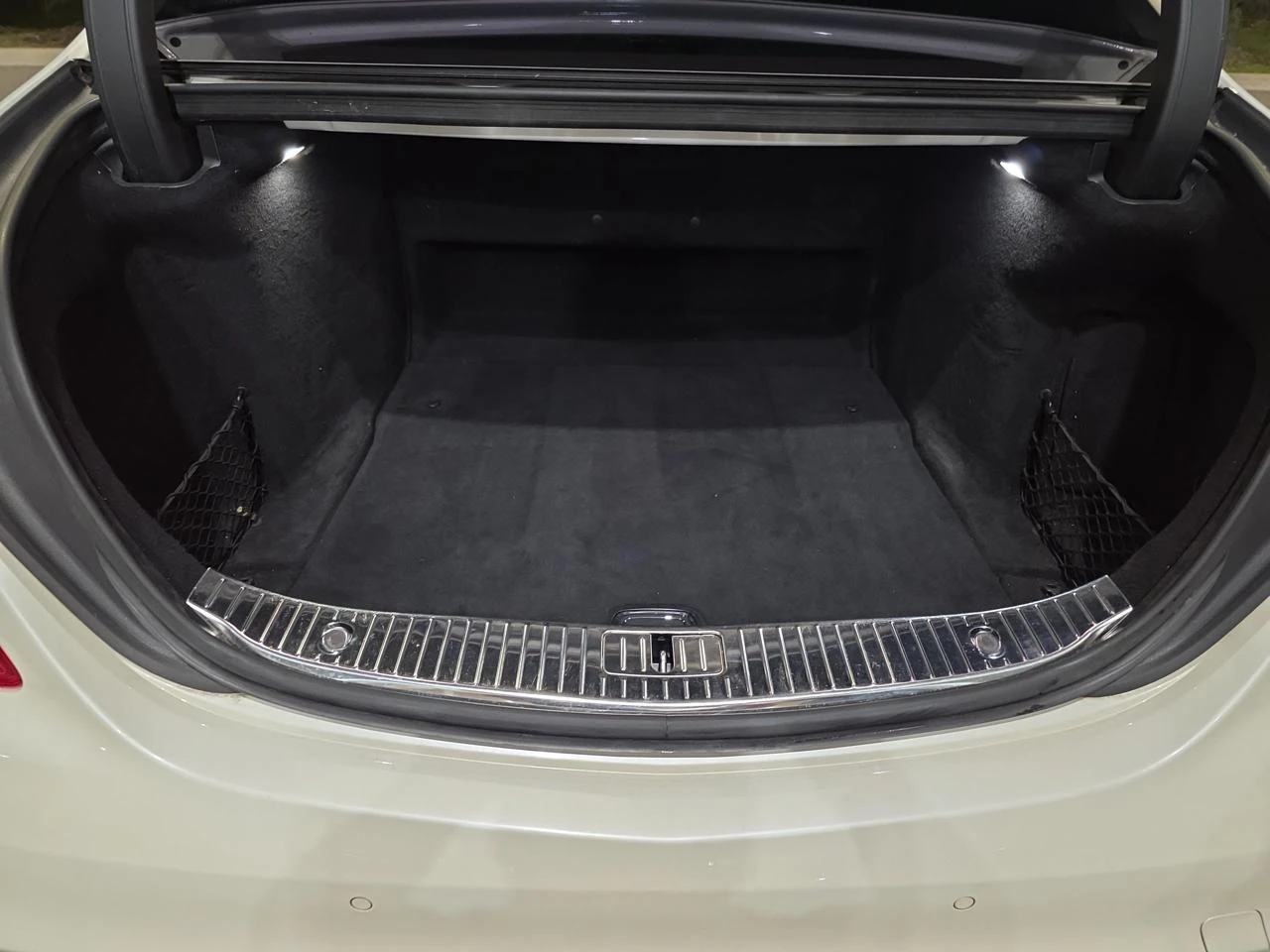 Mercedes-Benz S 550 AMG pack* 360* Distronic* 4Matic* Обдух* Burmester, снимка 11 - Автомобили и джипове - 54880289