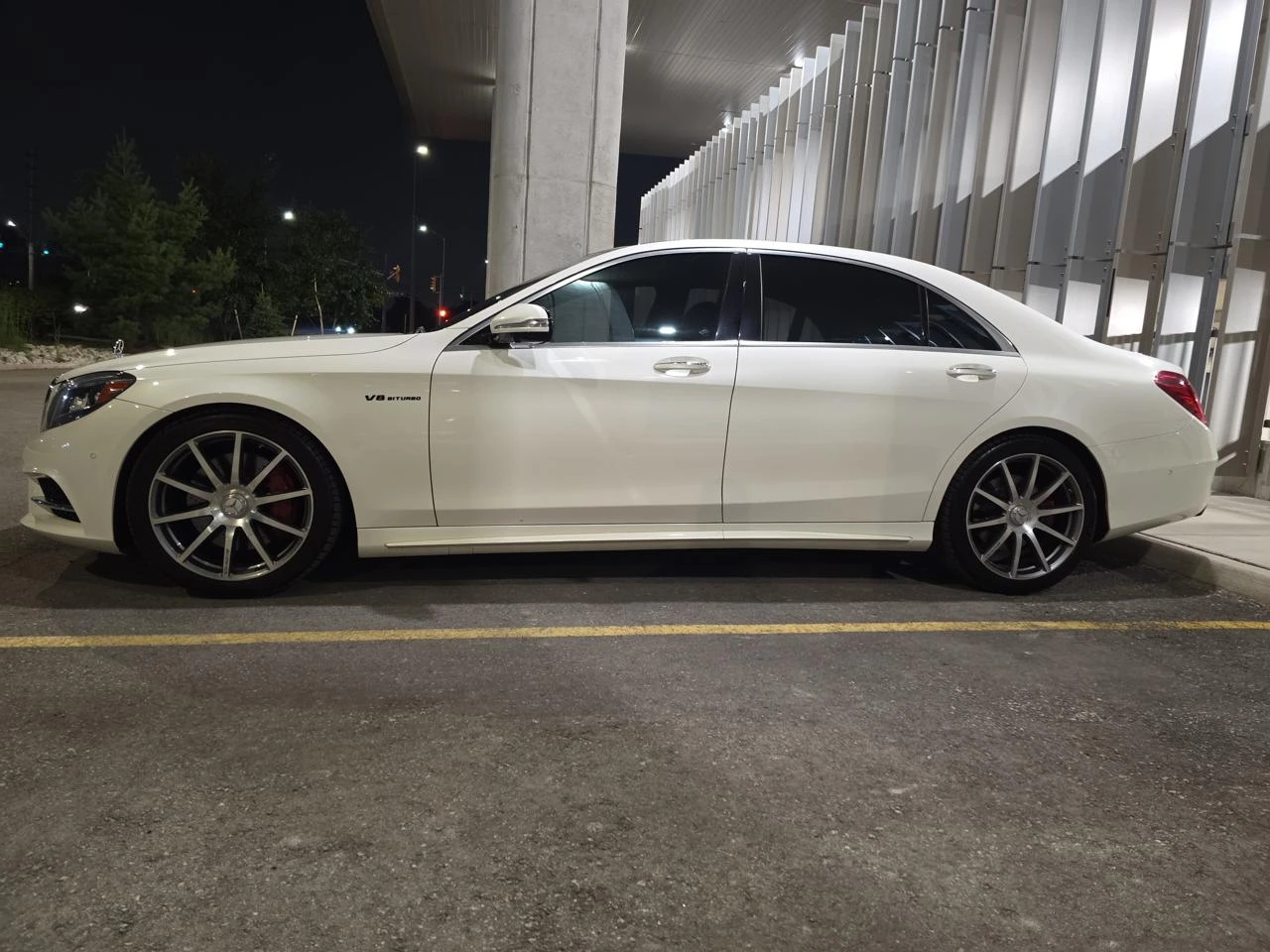 Mercedes-Benz S 550 AMG pack* 360* Distronic* 4Matic* Обдух* Burmester, снимка 3 - Автомобили и джипове - 54880289