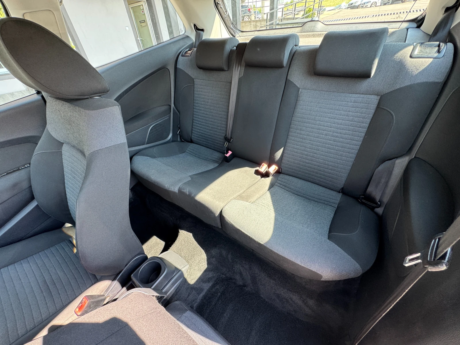 VW Polo 1.6TDI НОВ ВНОС , снимка 11 - Автомобили и джипове - 55019268