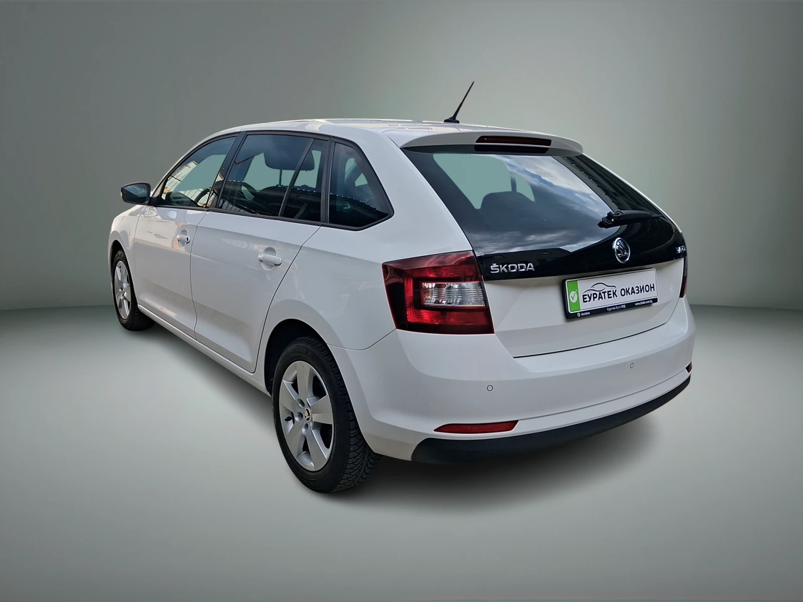 Skoda Rapid  Спейсбек Стайл 1, 0 TSI / 81 kW / 110 к.с., 6, снимка 3 - Автомобили и джипове - 55210987
