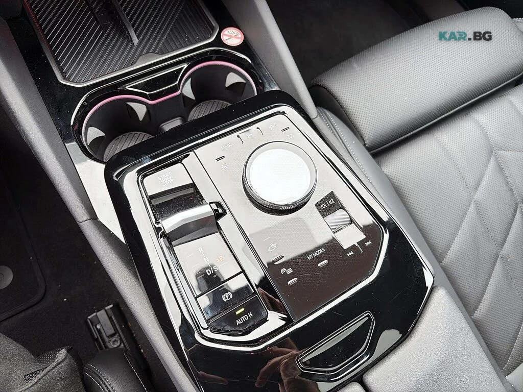 BMW 530 * xDrivе* АвтоКредит * (ЦЕНА ДО БГ), снимка 13 - Автомобили и джипове - 55398564