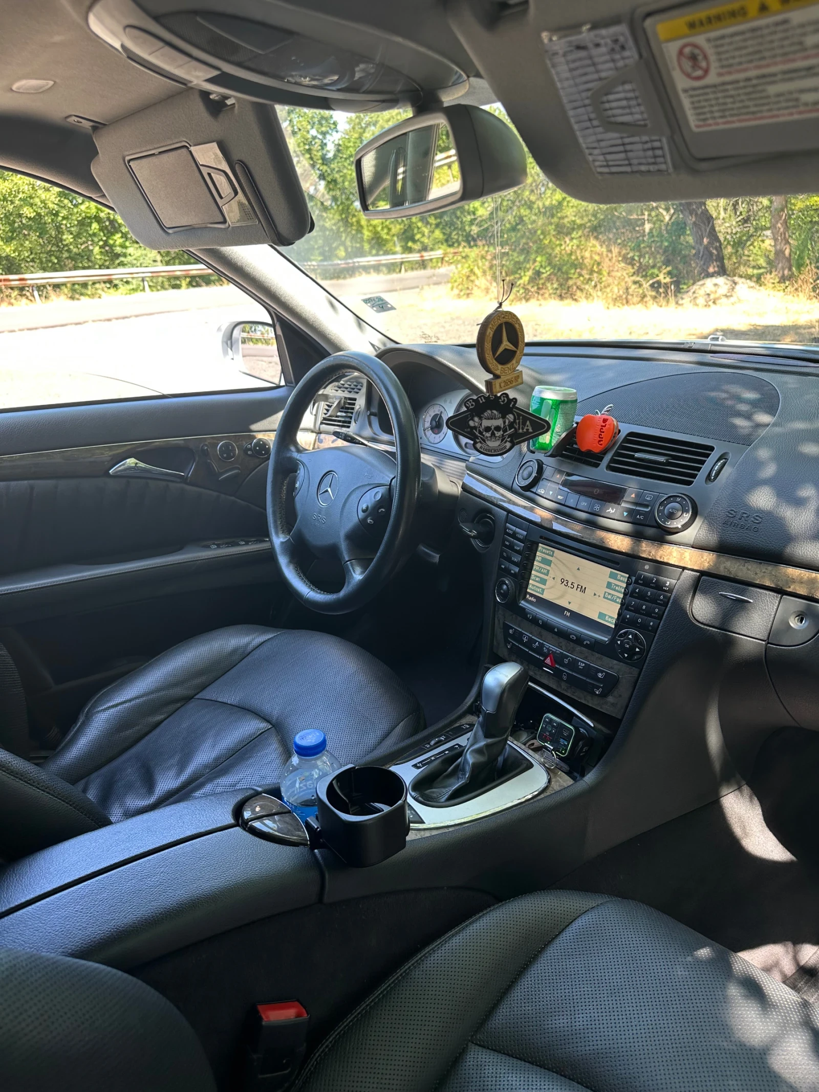 Mercedes-Benz E 320, снимка 5 - Автомобили и джипове - 55613917