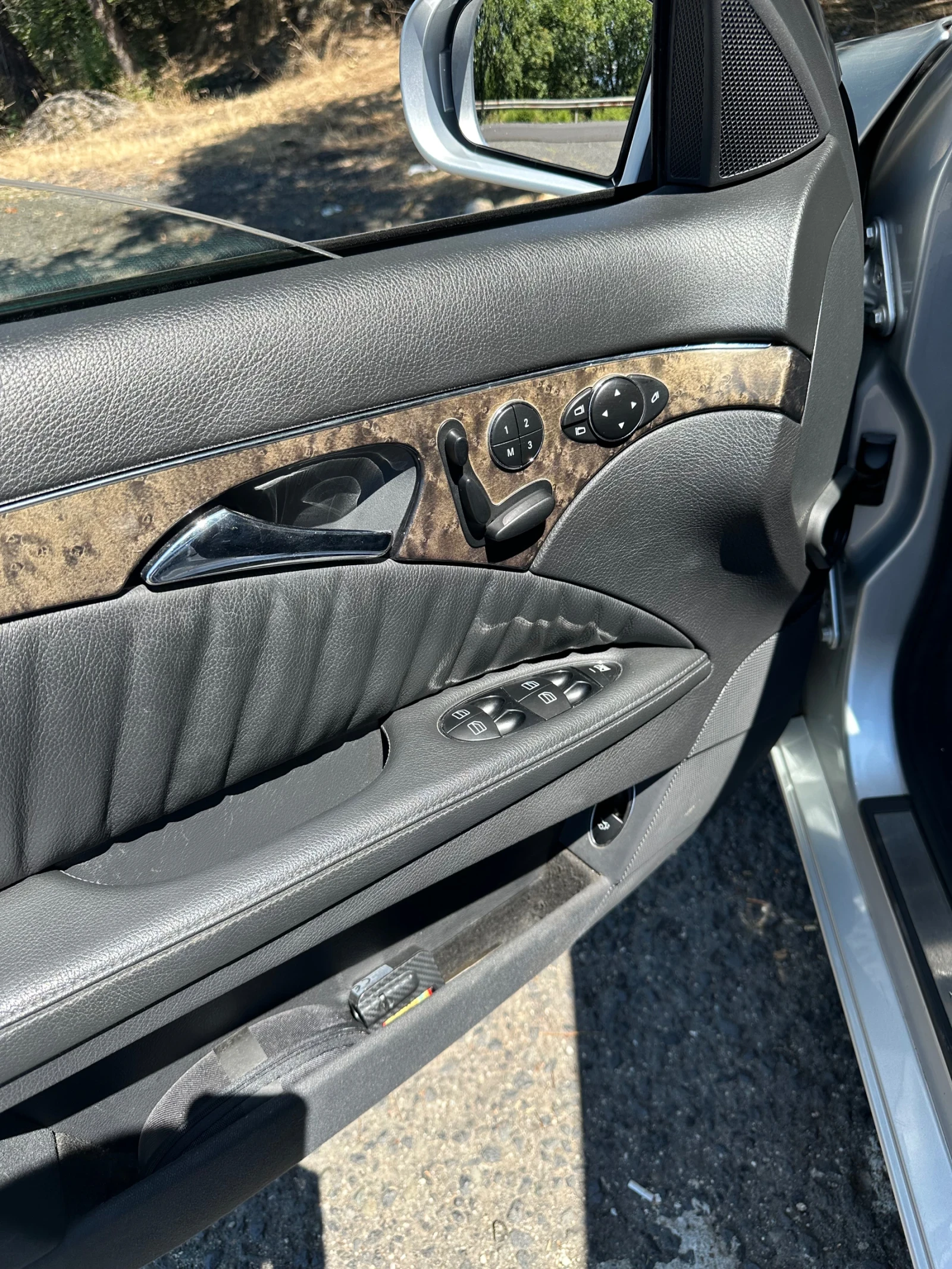 Mercedes-Benz E 320, снимка 9 - Автомобили и джипове - 55613917