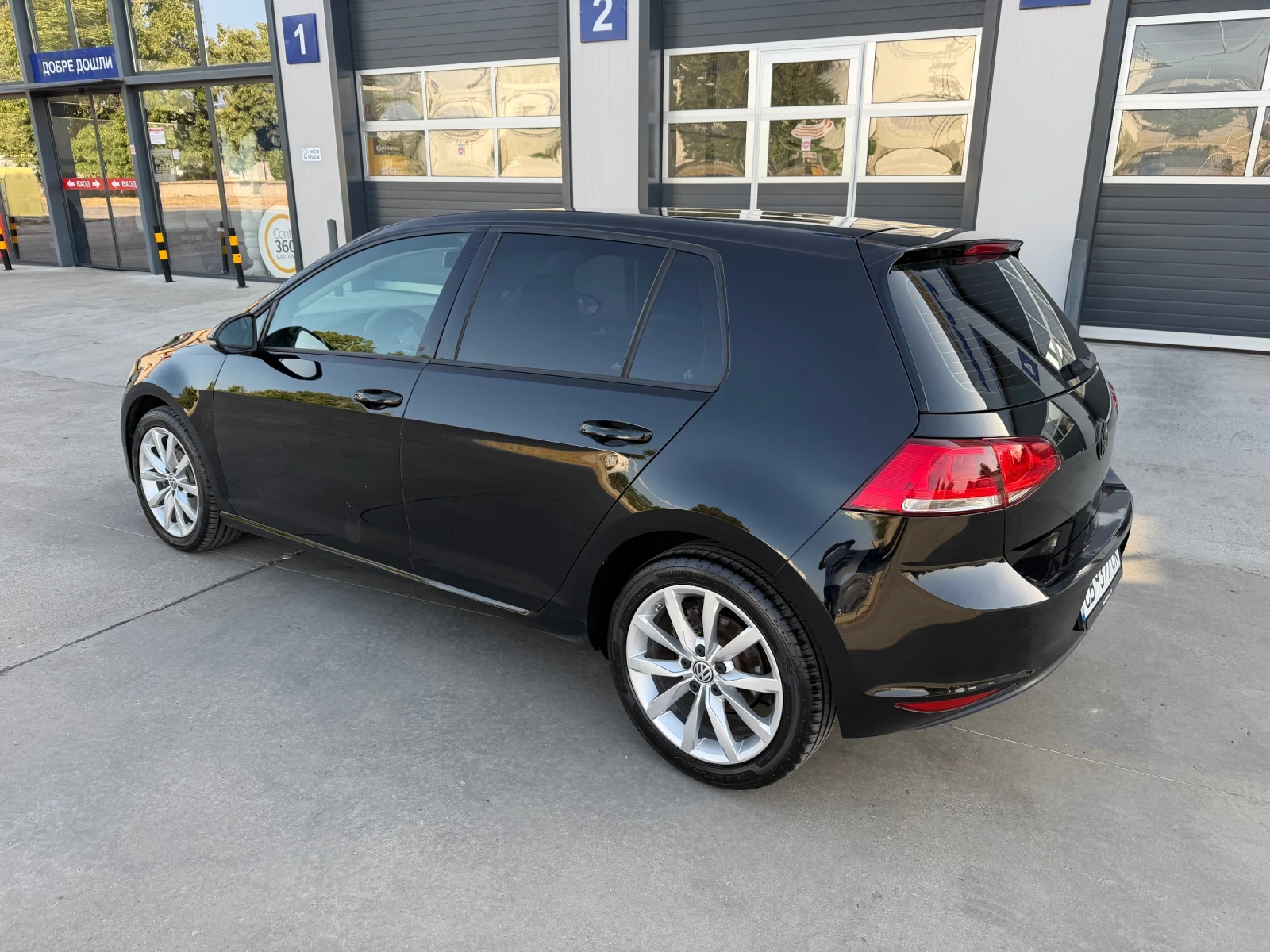 VW Golf, снимка 5 - Автомобили и джипове - 55848956
