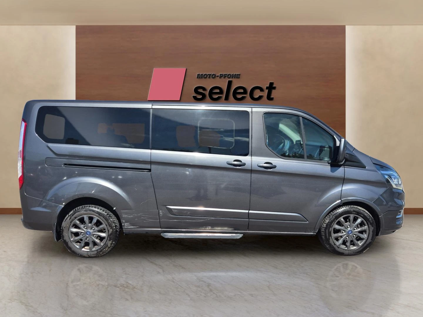 Ford Transit Custom 2.0 TDCi, снимка 4 - Автомобили и джипове - 56134118