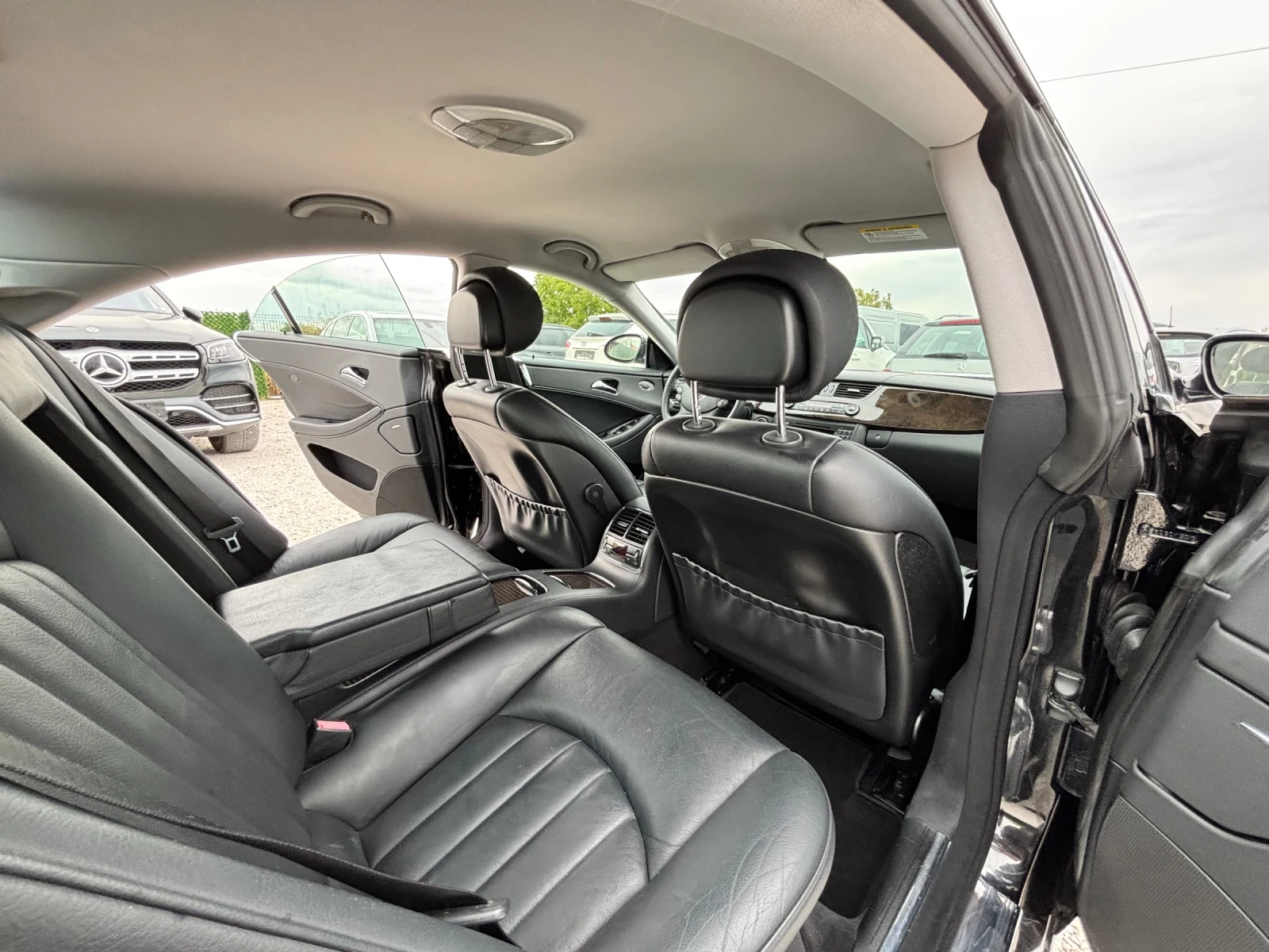 Mercedes-Benz CLS 320 320CDI/ПАРКТРОНИК/, снимка 12 - Автомобили и джипове - 56272851