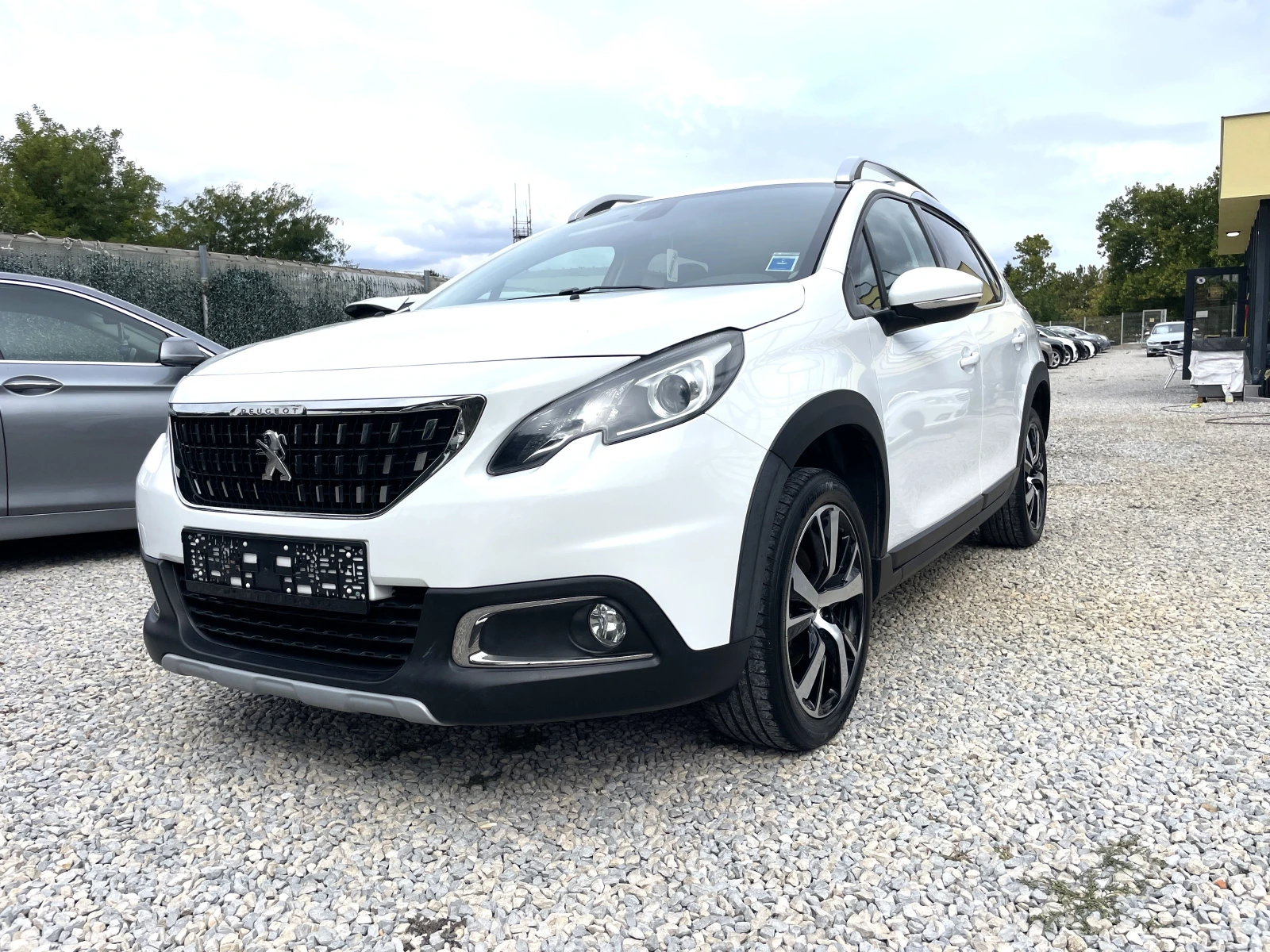 Peugeot 2008 /ALLURE 1, 6HDI/ВИДЕО КЪМ ОБЯВАТА, снимка 3 - Автомобили и джипове - 56273921