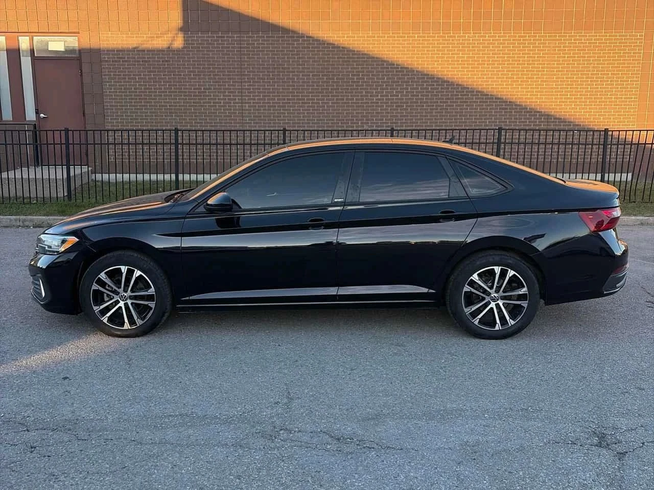 VW Jetta, снимка 2 - Автомобили и джипове - 56689494