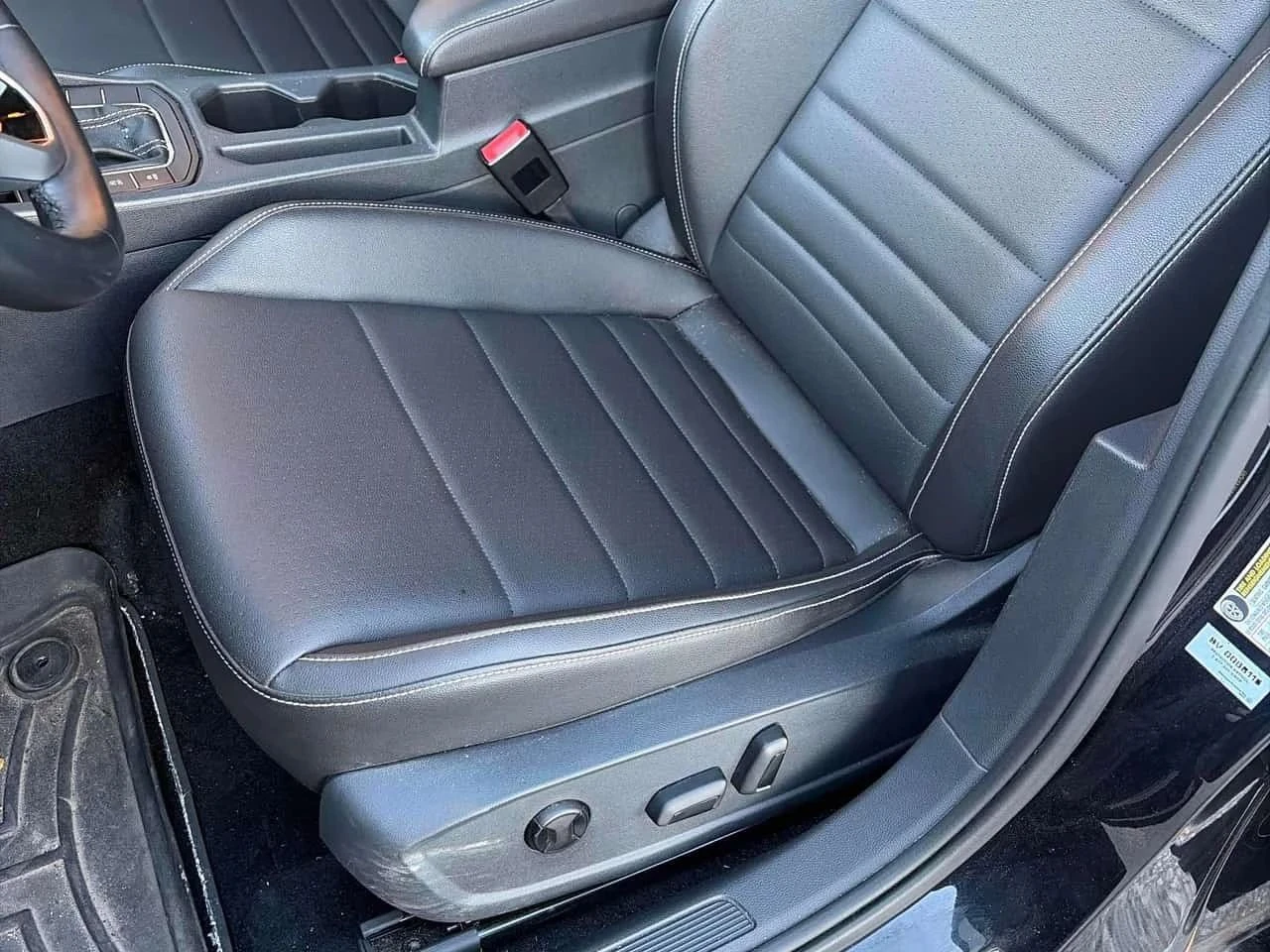 VW Jetta, снимка 13 - Автомобили и джипове - 56689494
