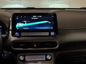 Hyundai Kona Premium 64 KWh 204 hp Bluelink Термопомпа, снимка 13