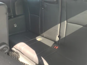 Toyota Highlander * XSE* Aвтокредит* Пълна сервизна история* , снимка 12