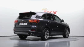 Kia Sorento 2.2* KEYLESS* ПОДГРЕВ ВОЛАН* ЕЛ. БАГАЖНИК* КРАЙНА , снимка 2