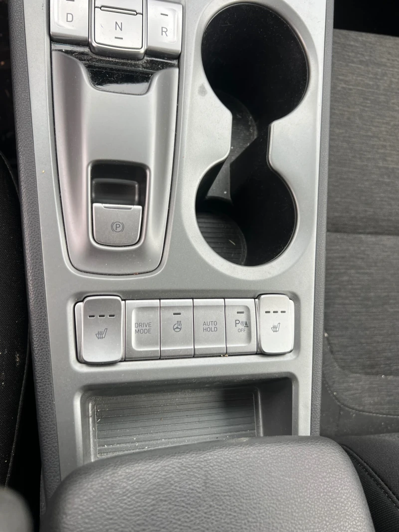 Hyundai Kona electric, снимка 8 - Автомобили и джипове - 35920261