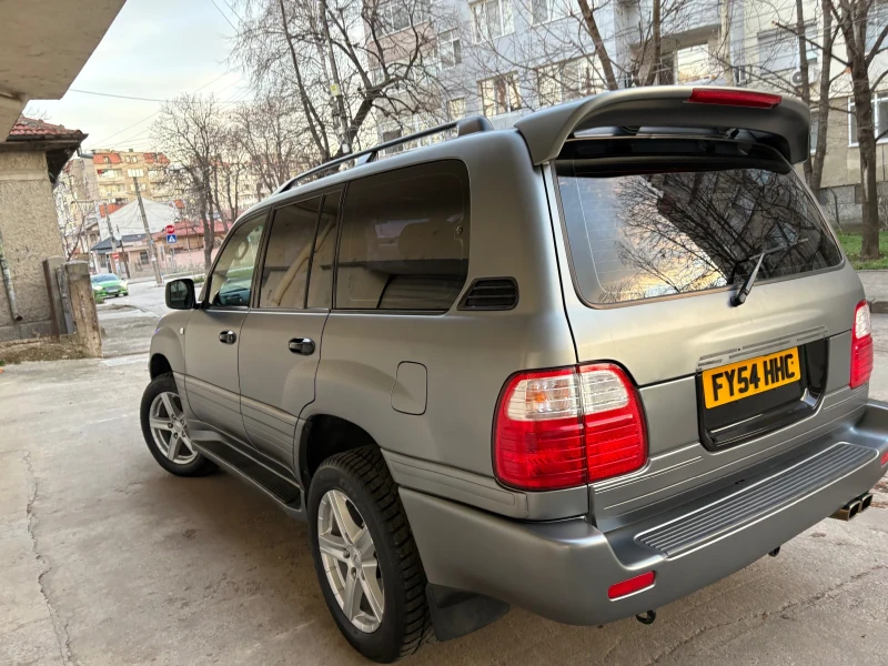 Toyota Land cruiser J100, снимка 2 - Автомобили и джипове - 48375593