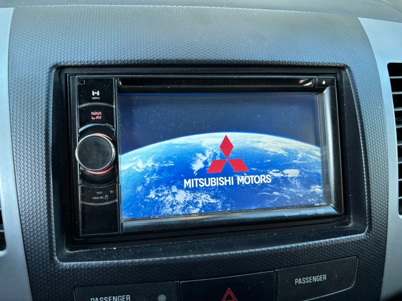 Mitsubishi Outlander 2.2 DID Navi, снимка 16 - Автомобили и джипове - 52500318