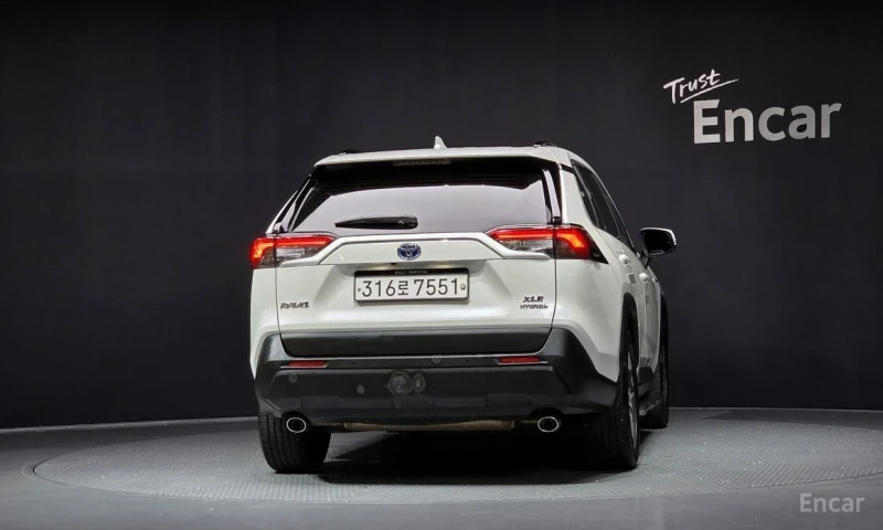 Toyota Rav4, снимка 4 - Автомобили и джипове - 53416588