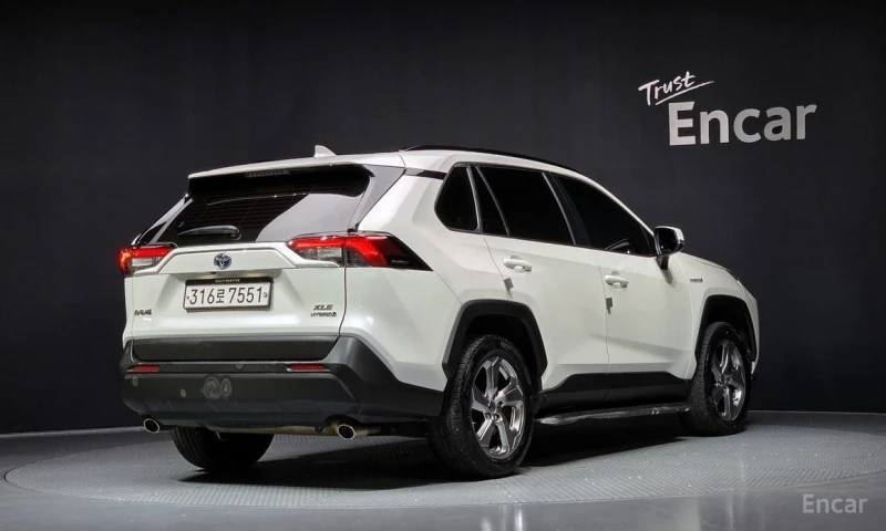 Toyota Rav4, снимка 2 - Автомобили и джипове - 53416588