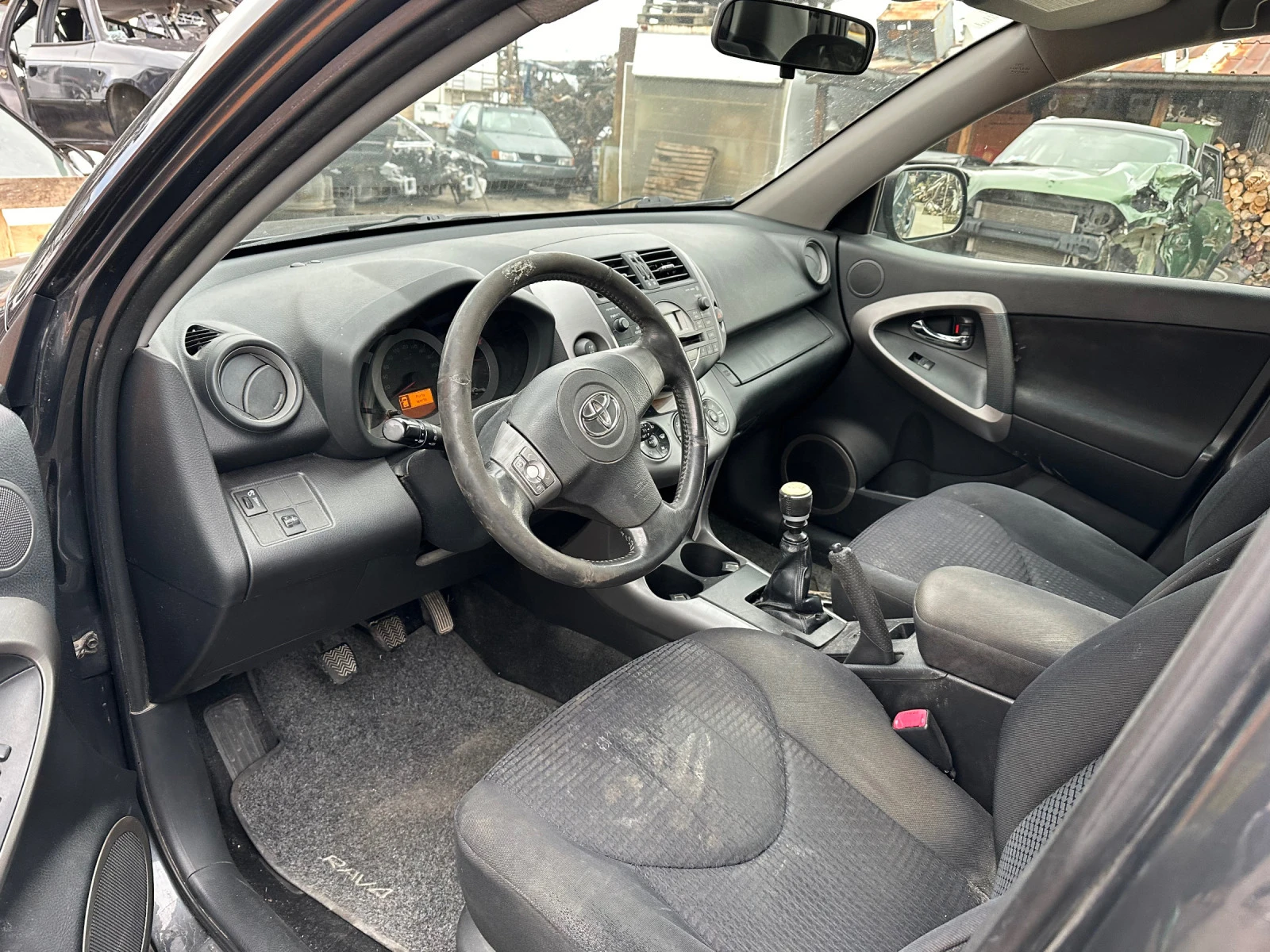 Toyota Rav4 2.2 d-cat - изображение 7