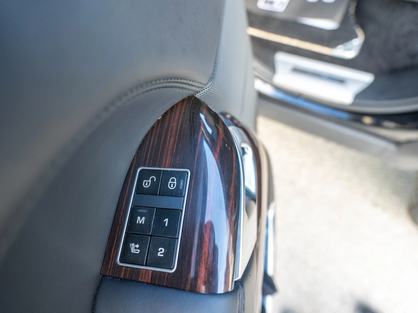 Land Rover Range rover 340 .. Autobiography   TV OP  | Mobile.bg   16