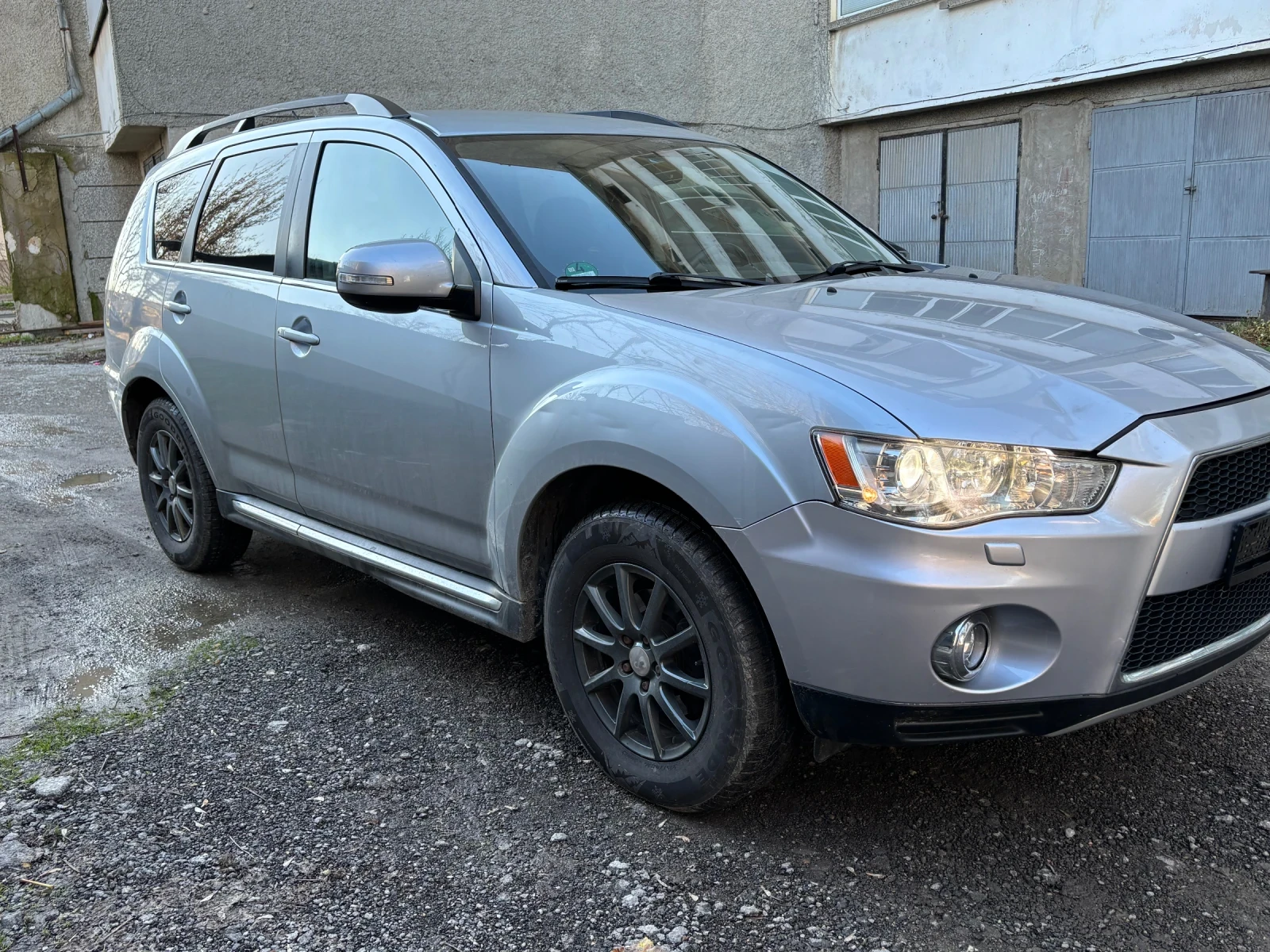 Mitsubishi Outlander 2.2 DID Navi - изображение 8