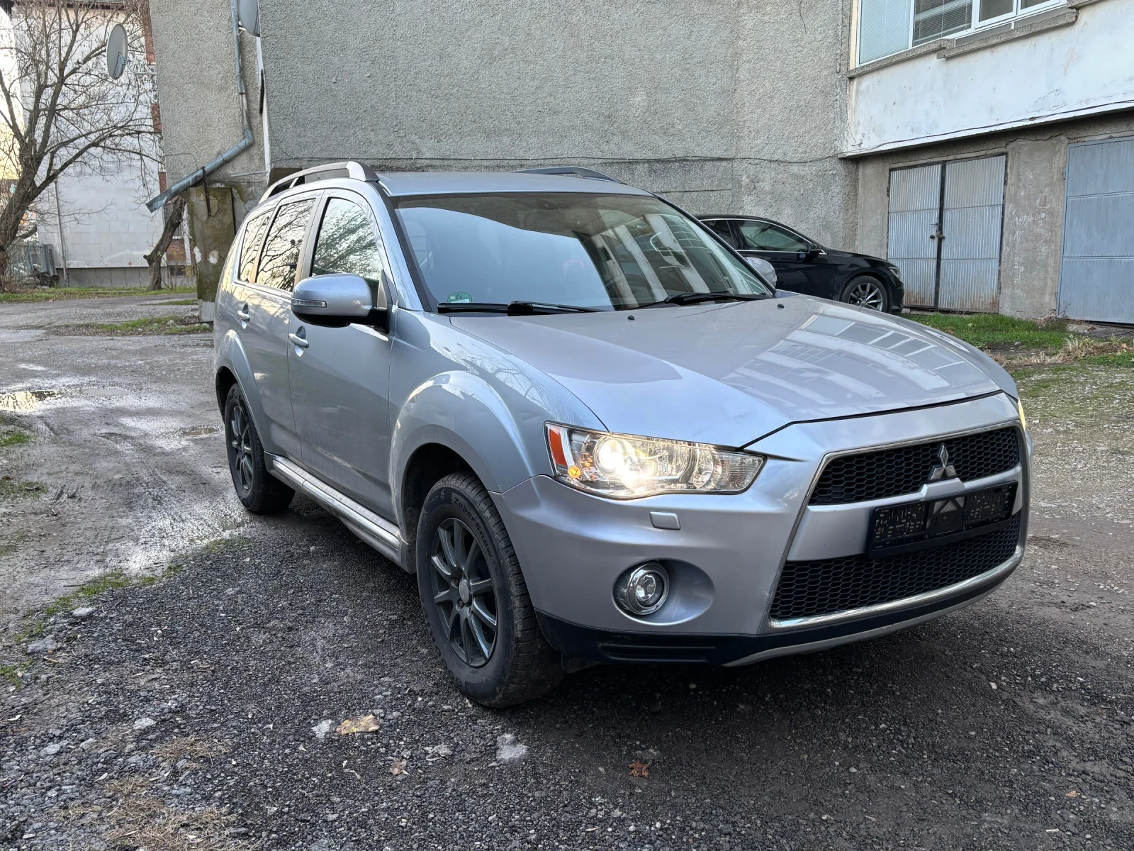 Mitsubishi Outlander 2.2 DID Navi - изображение 3