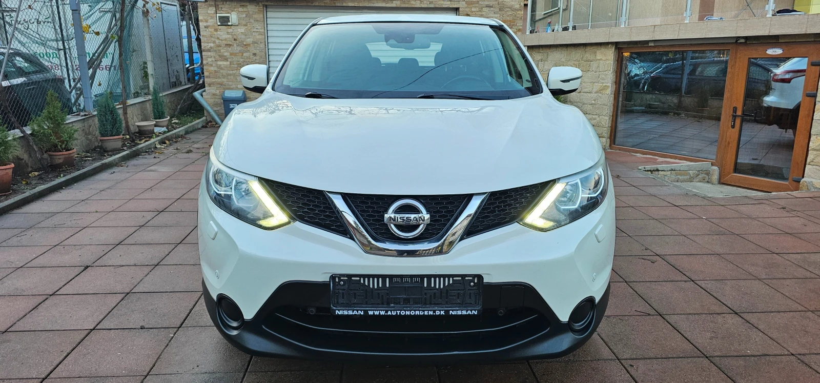 Nissan Qashqai  DIG-T  - изображение 8