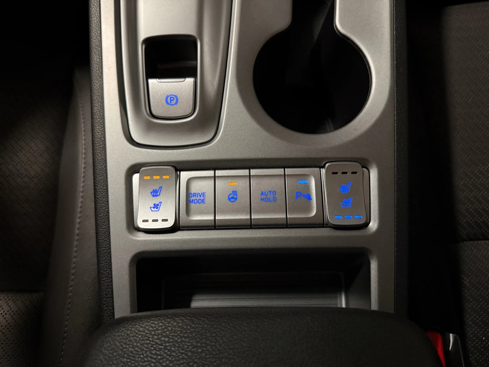 Hyundai Kona Premium 64 KWh 204 hp Bluelink ���������� | Mobile.bg � ����������� 14