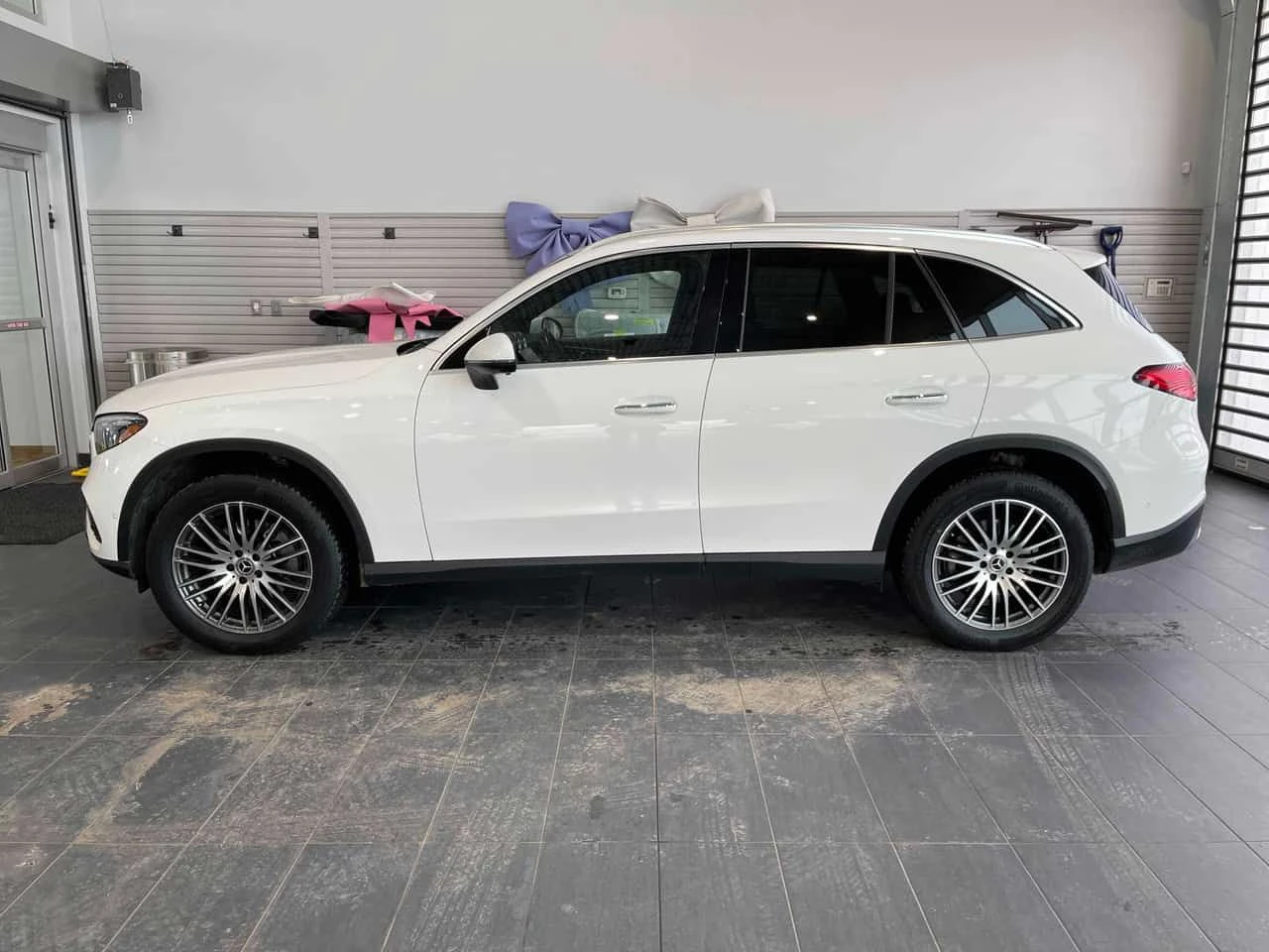 Mercedes-Benz GLC 300 ��������/HEAD-UP DISPLAY/360 ������ | Mobile.bg � ����������� 3