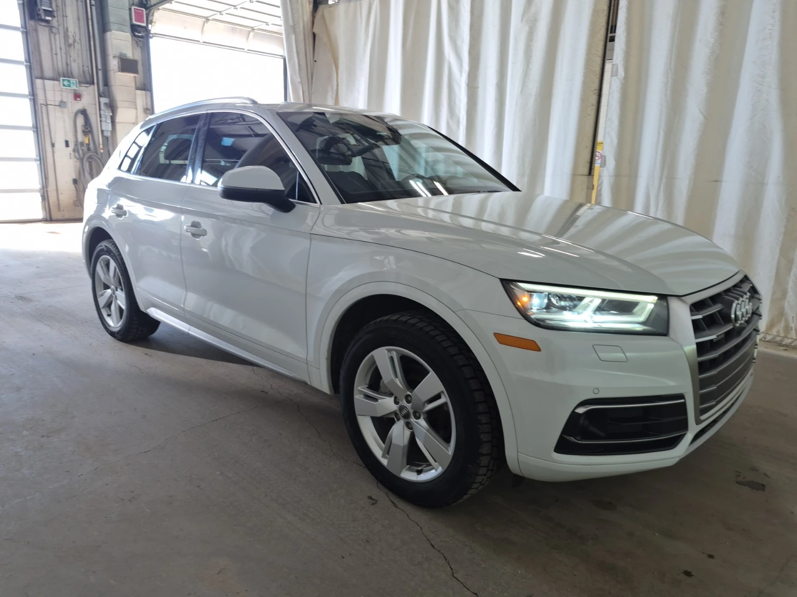 Audi Q5  Prestige 45 TFSI quattro, снимка 2 - Автомобили и джипове - 54398921