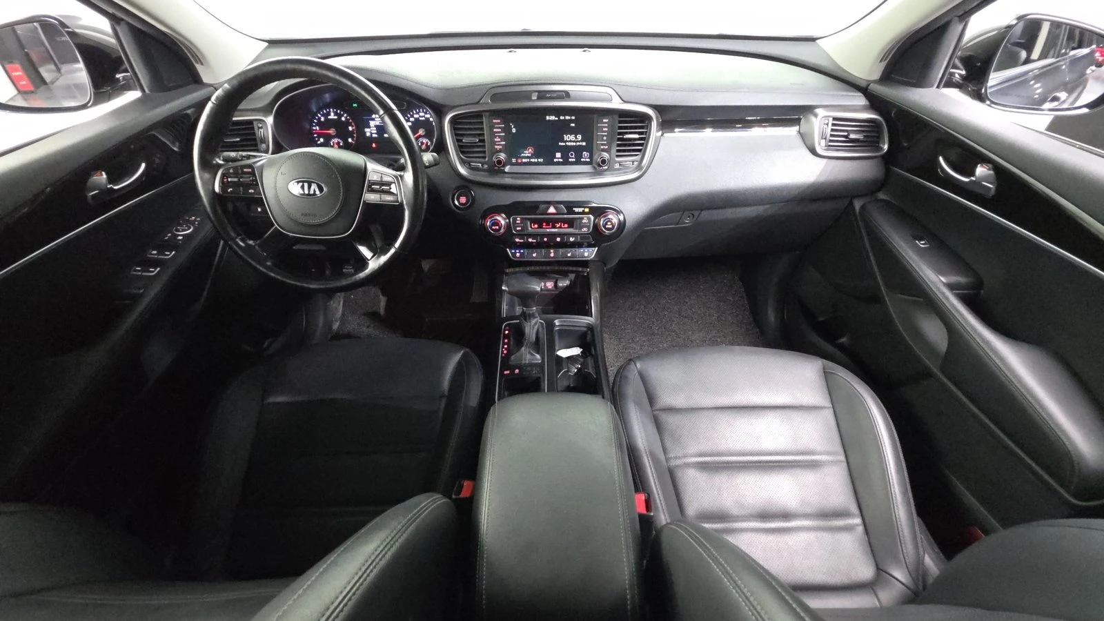 Kia Sorento 2.2* KEYLESS* ПОДГРЕВ ВОЛАН* ЕЛ. БАГАЖНИК* КРАЙНА , снимка 7 - Автомобили и джипове - 55318959