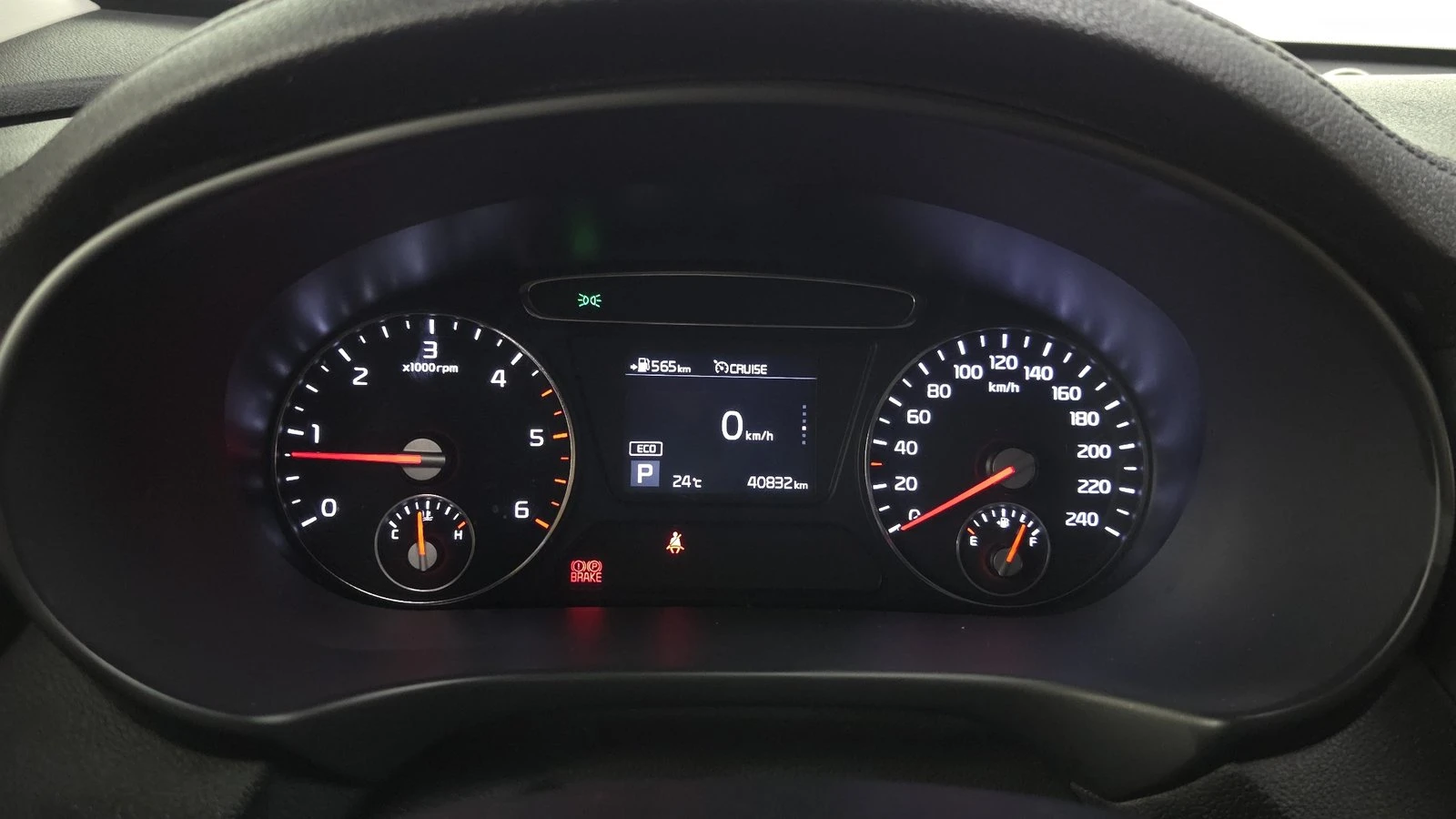 Kia Sorento 2.2* KEYLESS* ПОДГРЕВ ВОЛАН* ЕЛ. БАГАЖНИК* КРАЙНА , снимка 8 - Автомобили и джипове - 55318959