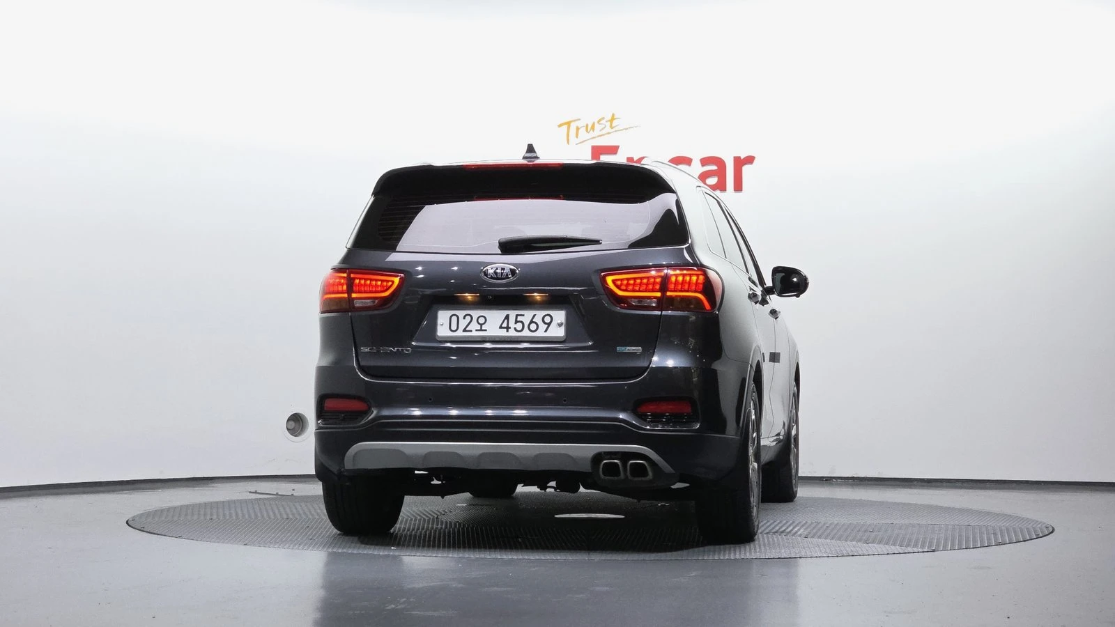 Kia Sorento 2.2* KEYLESS* ПОДГРЕВ ВОЛАН* ЕЛ. БАГАЖНИК* КРАЙНА , снимка 4 - Автомобили и джипове - 55318959