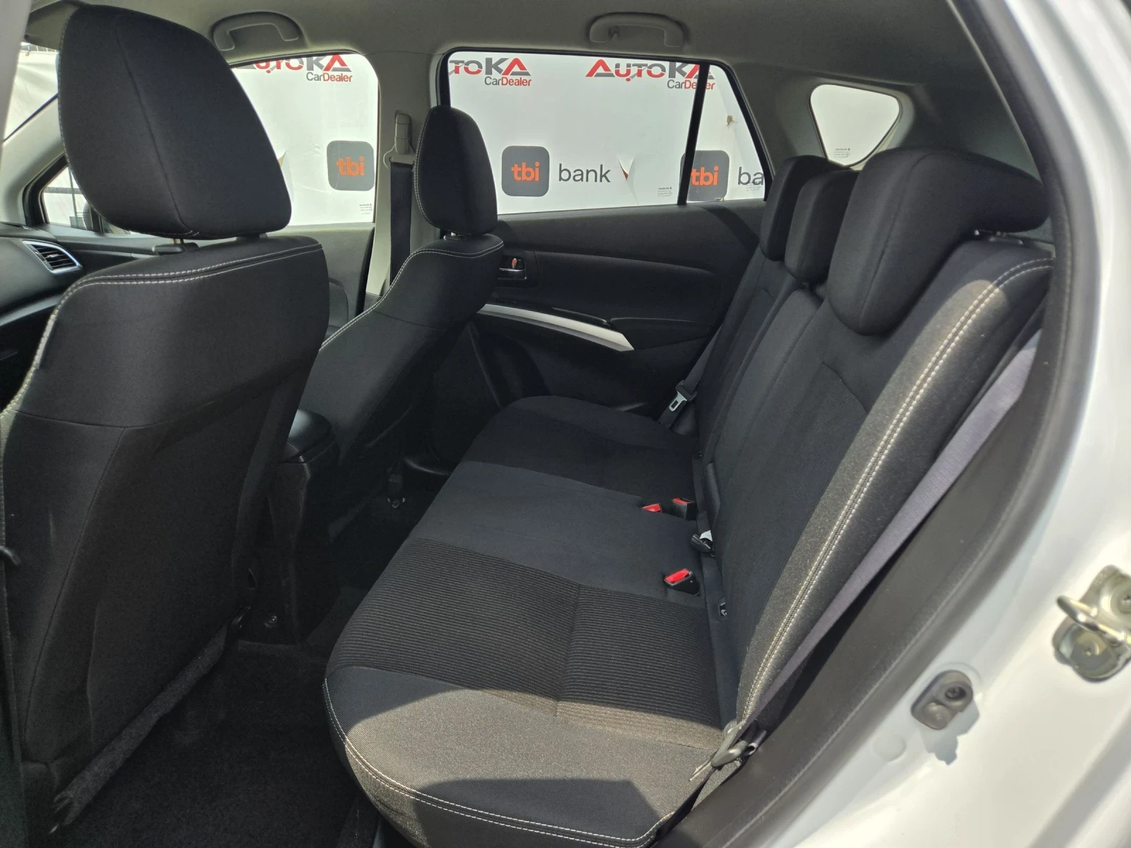 Suzuki SX4 S-Cross 1.6DDIS-120кс= ALL GRIP= FACE= KEYLESS= ПОДГРЕВ, снимка 9 - Автомобили и джипове - 55436141