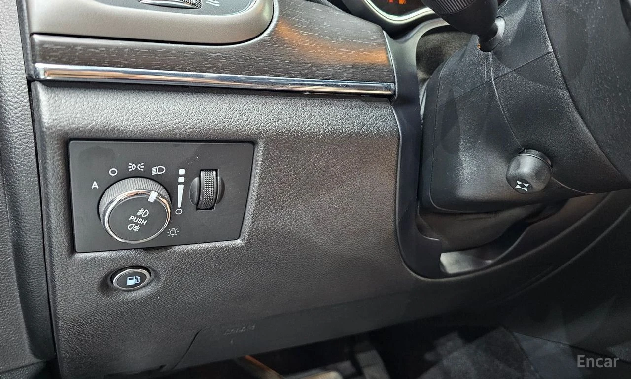 Jeep Grand cherokee 3.6* V6* 8ZF* ПОДГРЕВ* ОБДУХВАНЕ* КАМЕРА* МЪРТВА* , снимка 6 - Автомобили и джипове - 55582884