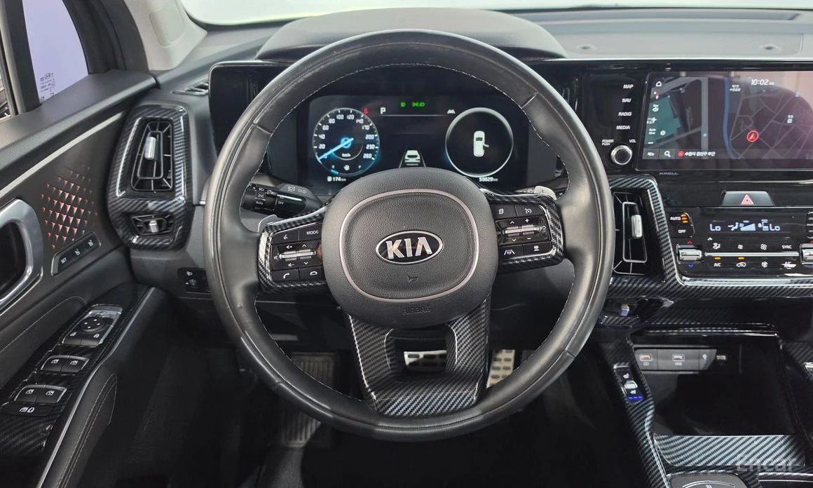 Kia Sorento, снимка 13 - Автомобили и джипове - 56579734