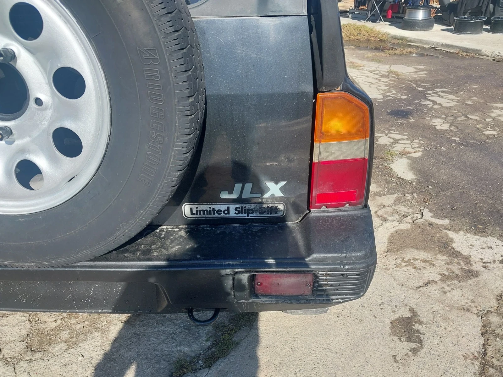 Suzuki Vitara 1.6 моно, снимка 3 - Автомобили и джипове - 56635594