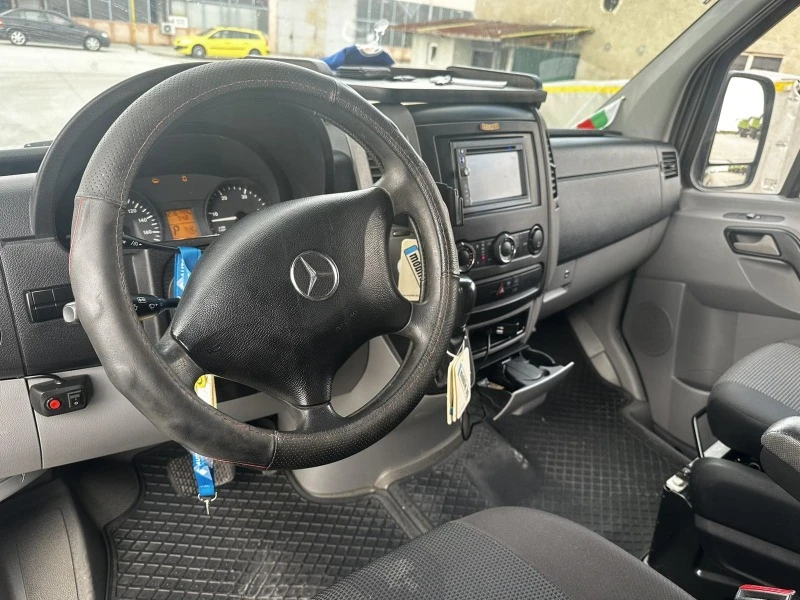 Mercedes-Benz Sprinter 319, снимка 10 - Бусове и автобуси - 44733719