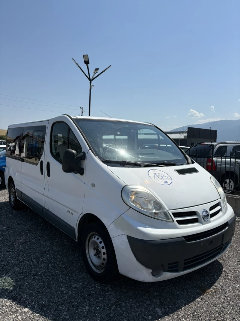 Nissan Primastar 2.0d 115hp 6 местен , снимка 2 - Бусове и автобуси - 53212410