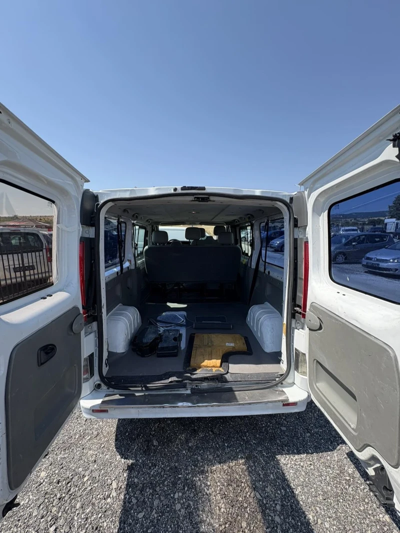 Nissan Primastar 2.0d 115hp 6 местен , снимка 5 - Бусове и автобуси - 53212410