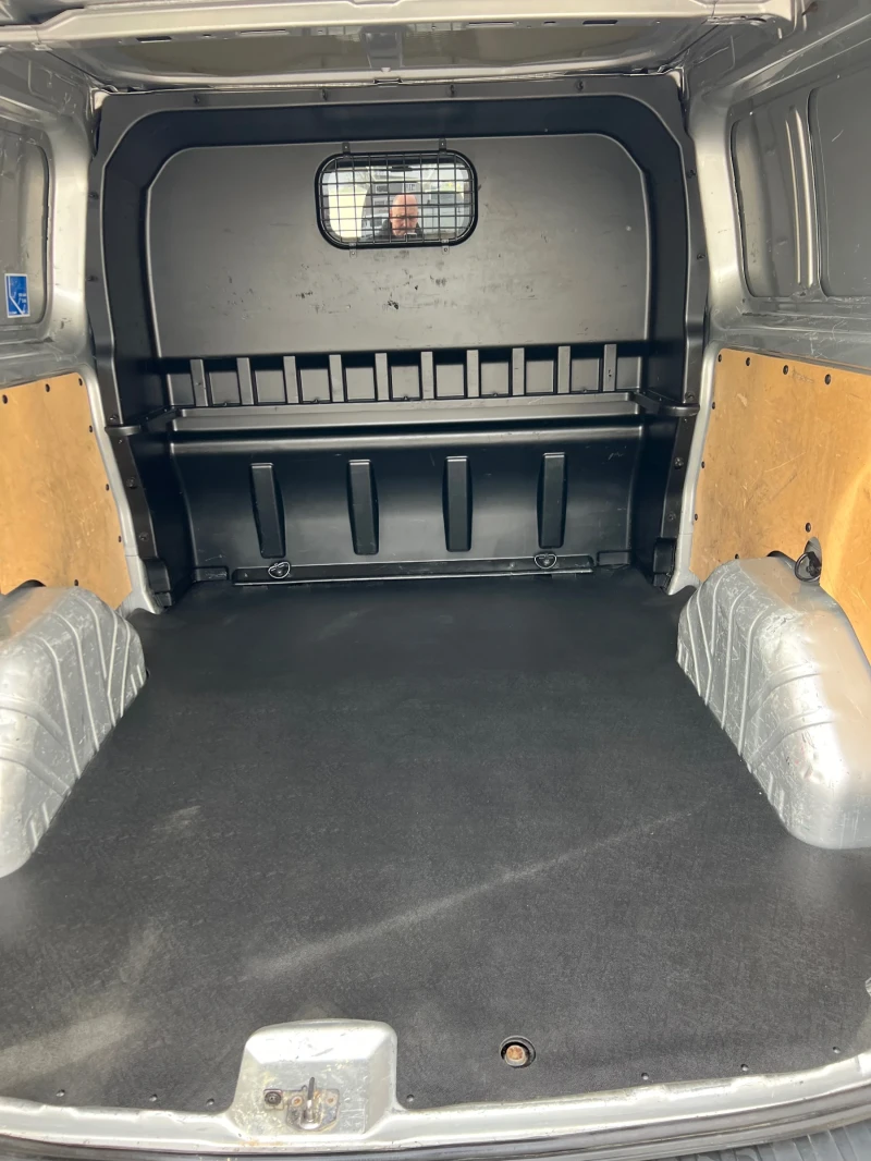 Ford Transit Custom КЛИМАТИК 6 места ЕВРО 5b, снимка 11 - Бусове и автобуси - 52726007