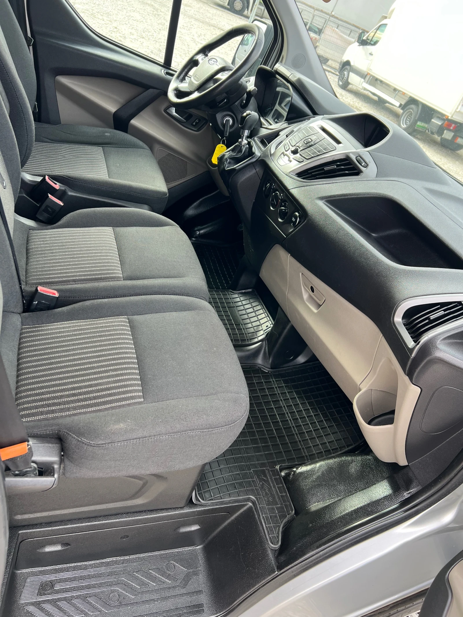 Ford Transit Custom  6   5b | Mobile.bg   15