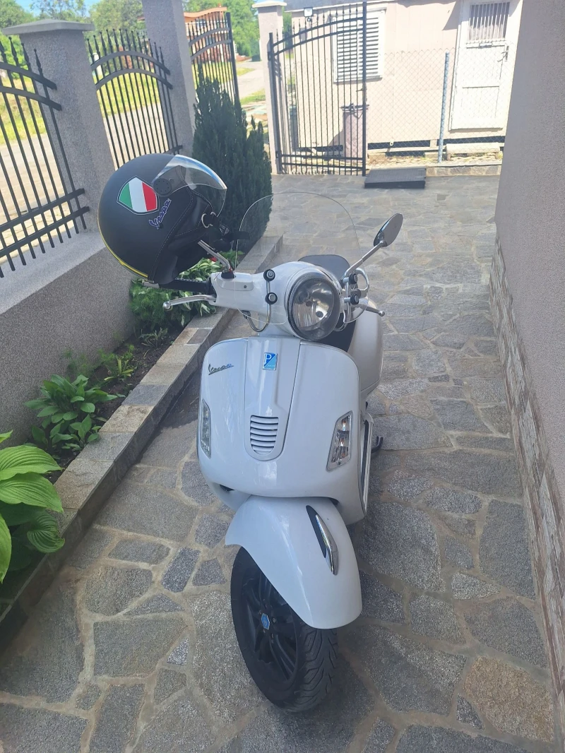 Vespa GTS GTS300 , снимка 2 - Мотоциклети и мототехника - 52213470