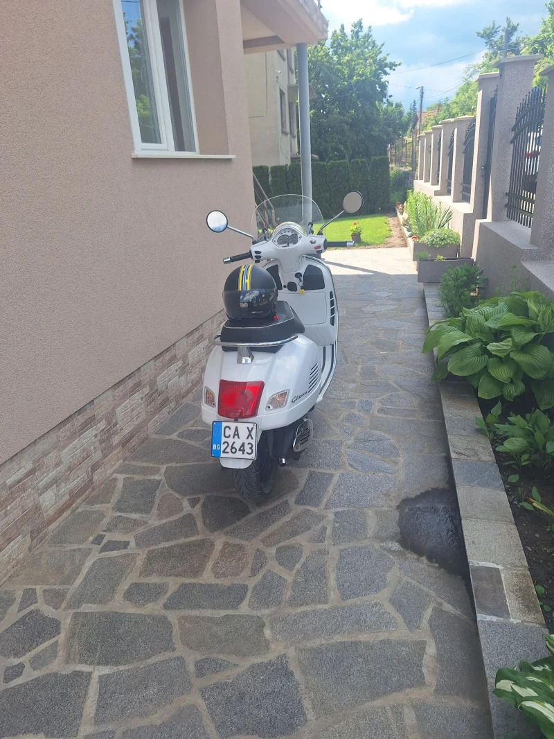 Vespa GTS GTS300 , снимка 3 - Мотоциклети и мототехника - 52213470