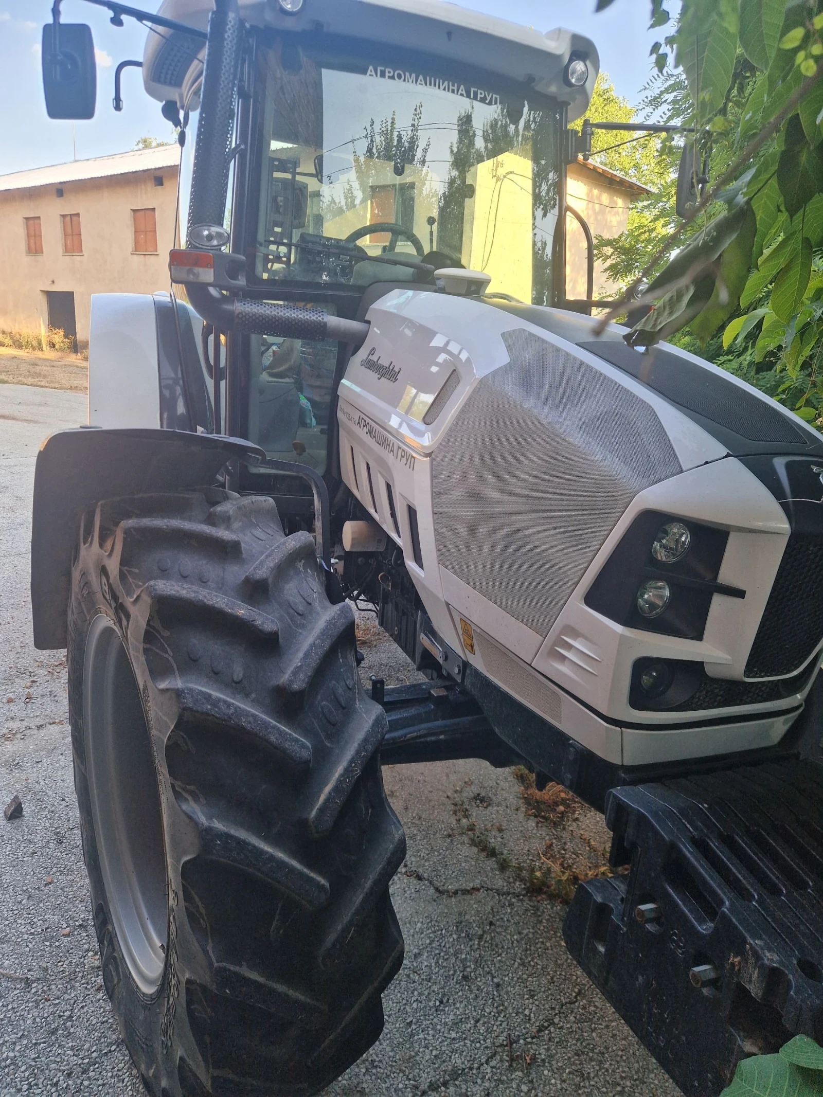 Трактор Lamborghini Strike 105.4 t4i, снимка 1