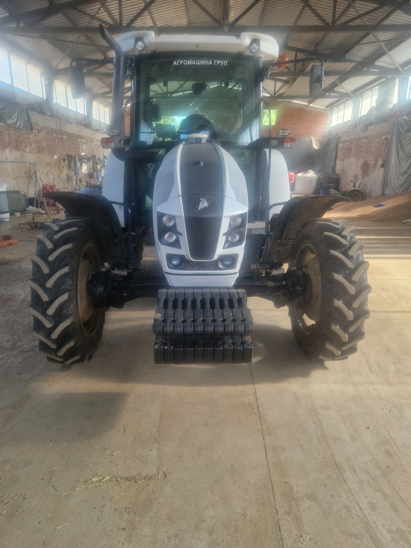 Трактор Lamborghini Strike 105.4 t4i - изображение 9